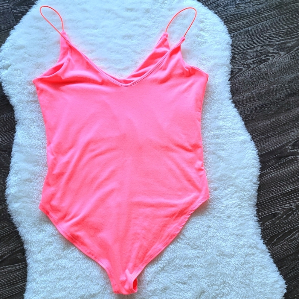 Gaze Bodysuit With Snap Closures In Neon Pink Sz S - Picture 4 of 8